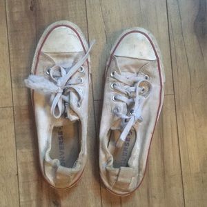 White Converse Lowtop